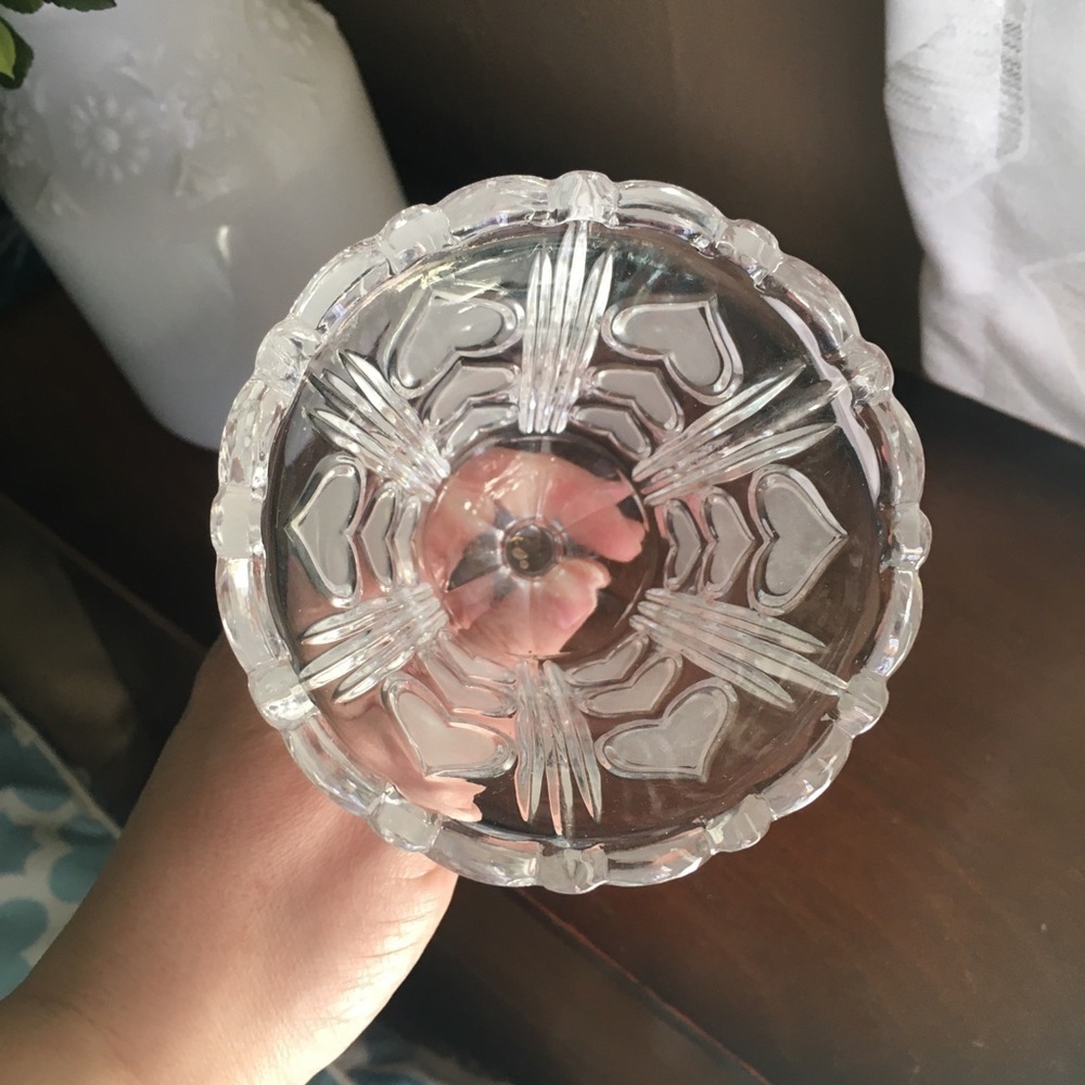 🎒BTS SALE📚 Vintage Crystal Hand Bell with Hearts - Picture 4 of 4